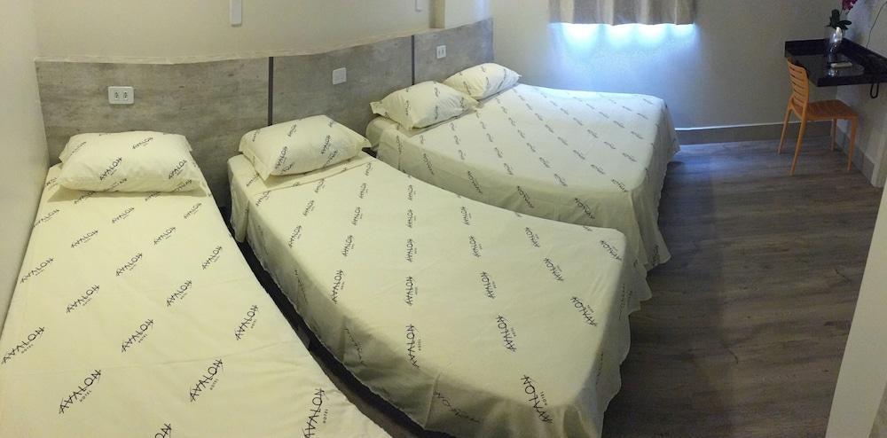 Hotel Avalon Maringa Economico Zewnętrze zdjęcie
