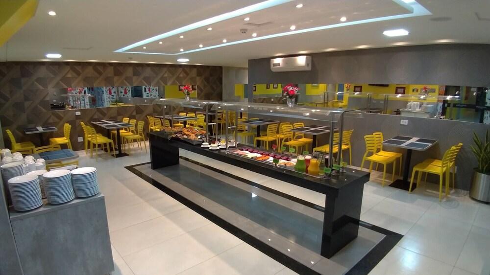 Hotel Avalon Maringa Economico Zewnętrze zdjęcie