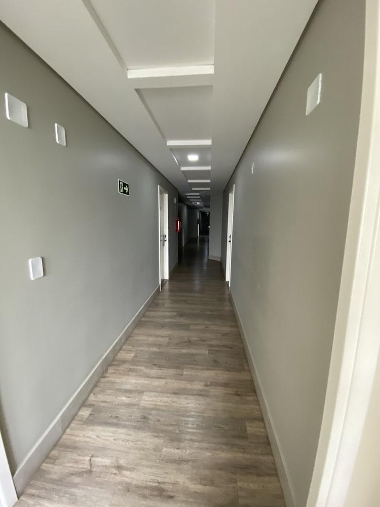 Hotel Avalon Maringa Economico Zewnętrze zdjęcie
